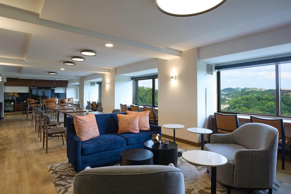 Pittsburgh Airport Marriott