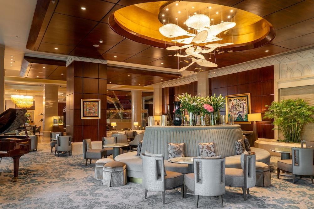 The Nile Ritz-Carlton, Cairo