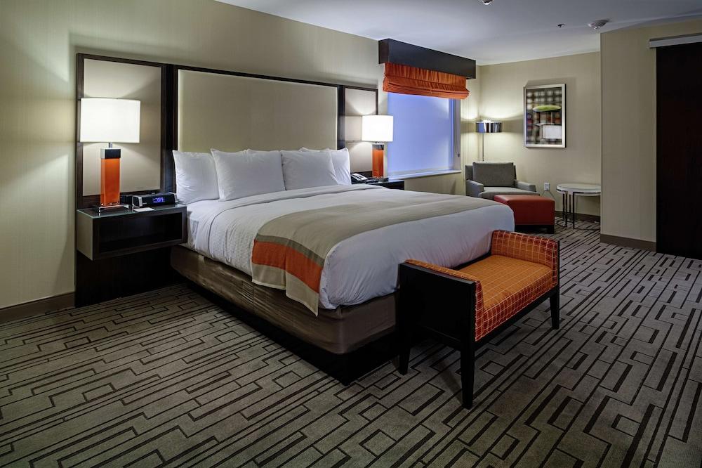 DoubleTree by Hilton Hotel Bristol, Connecticut