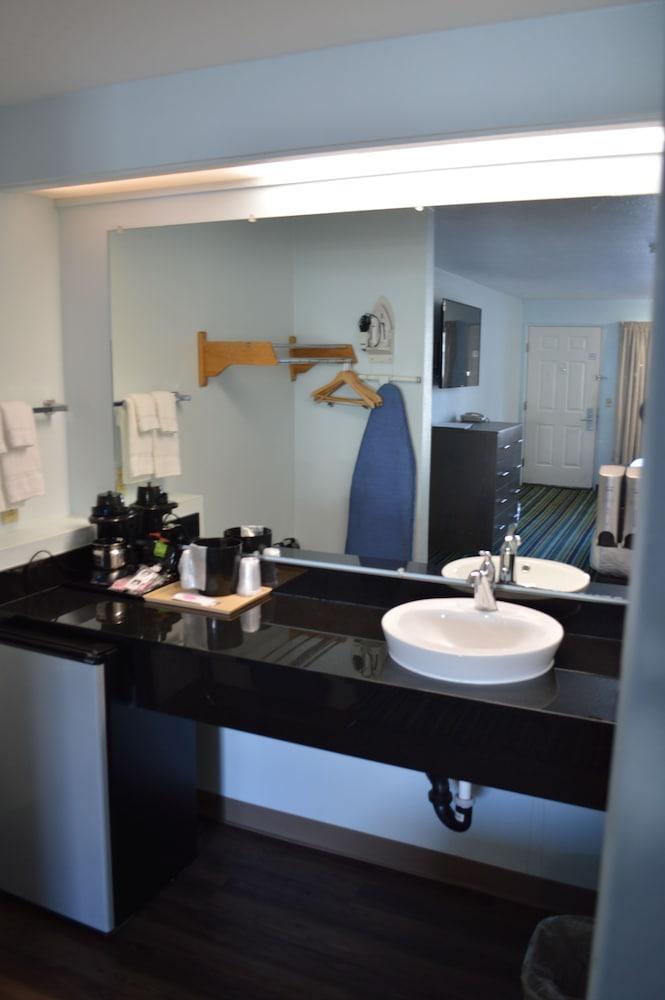 Brookings Inn Resort