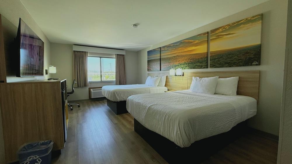 Days Inn by Wyndham Mankato