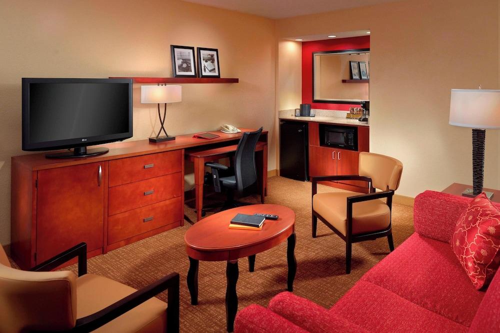 Courtyard by Marriott Columbus