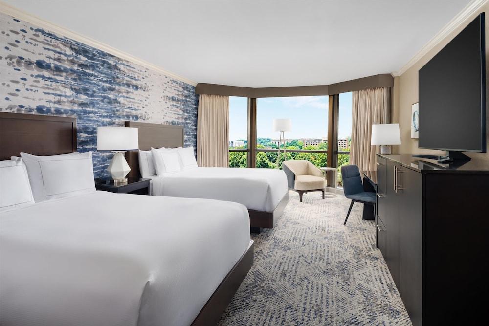 Hilton Charlotte University Place