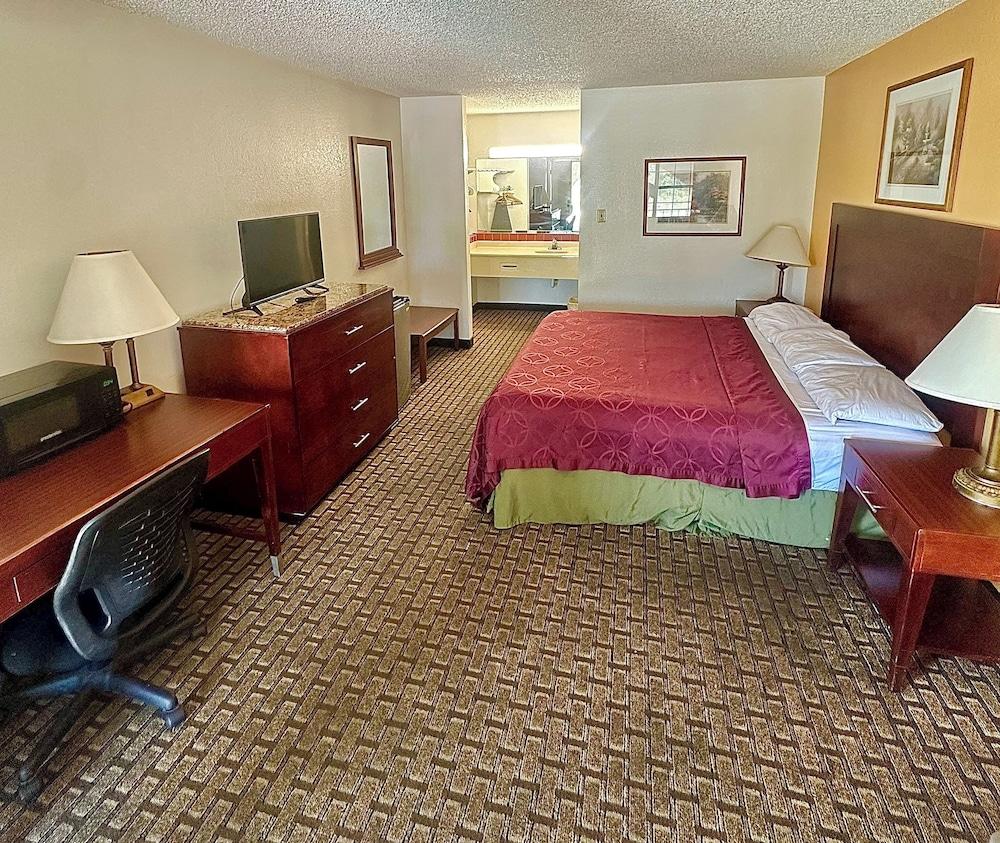 Weatherford Heritage Inn