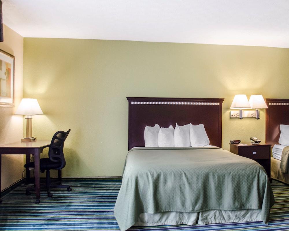 Quality Inn & Suites Medina - Akron West