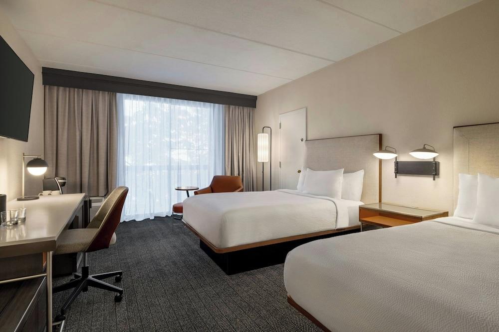 Courtyard by Marriott Atlanta Northlake