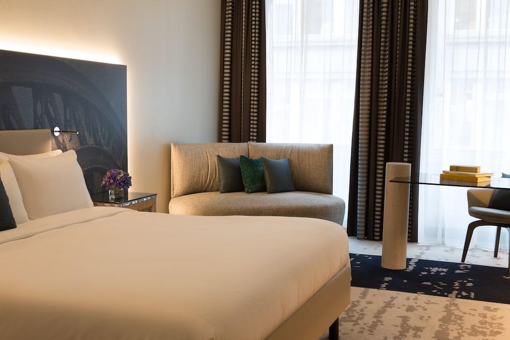 Renaissance Hamburg Hotel