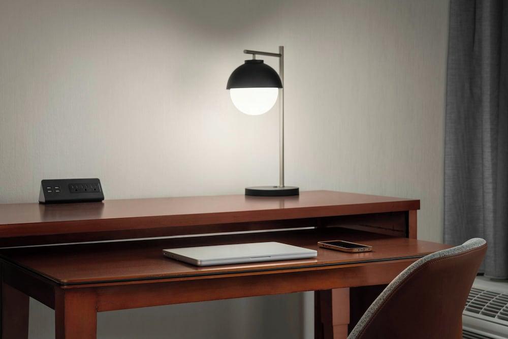 Courtyard by Marriott Portland Beaverton