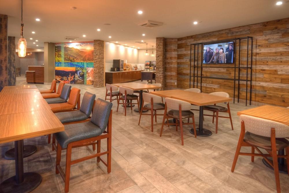 Clarion Pointe Downtown Gatlinburg