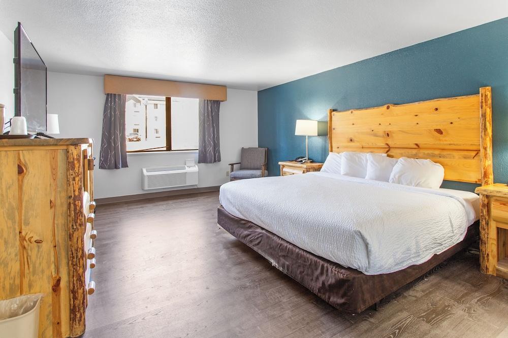 Studio 6 Suites Butte, MT – I-90 / I-15