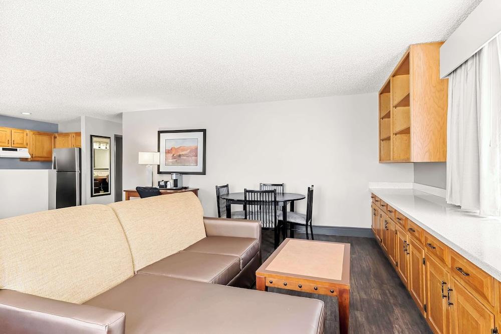 Best Western Plus At Lake Powell