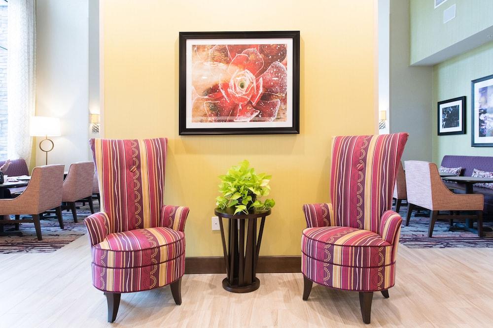 Hampton Inn & Suites Fayetteville