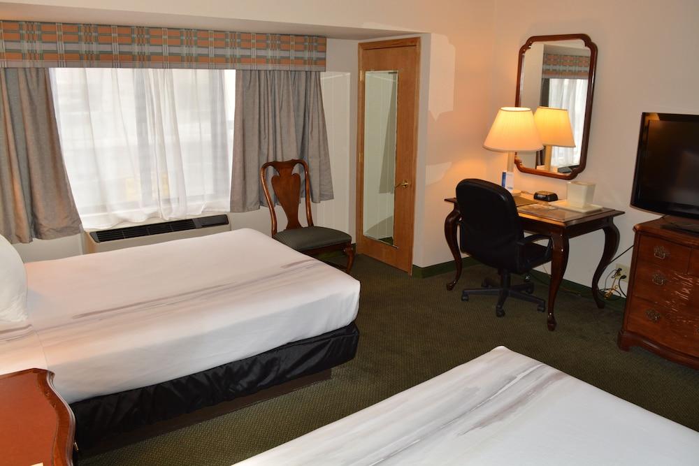 Chicago Lake Shore Hotel