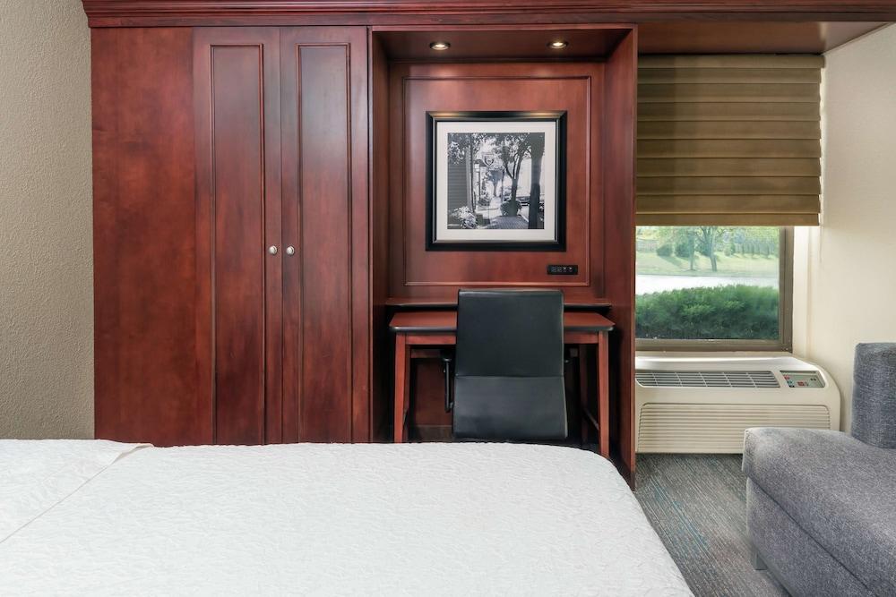 Hampton Inn by Hilton Indianapolis-South