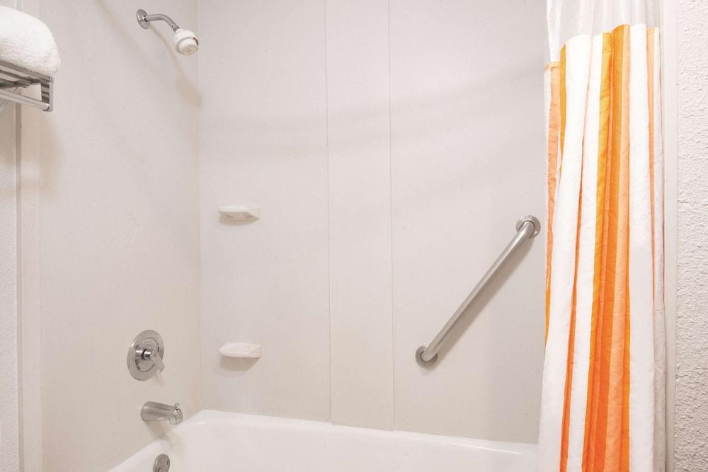 La Quinta Inn & Suites by Wyndham Silverthorne - Summit Co