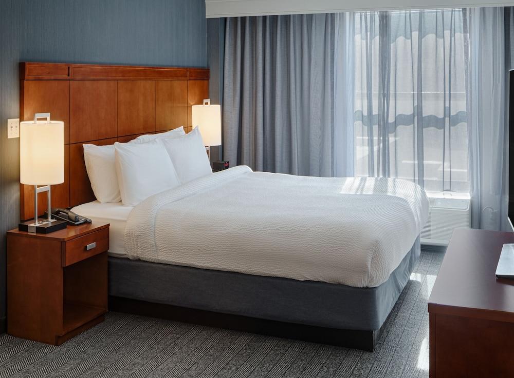 Courtyard by Marriott Springfield Downtown