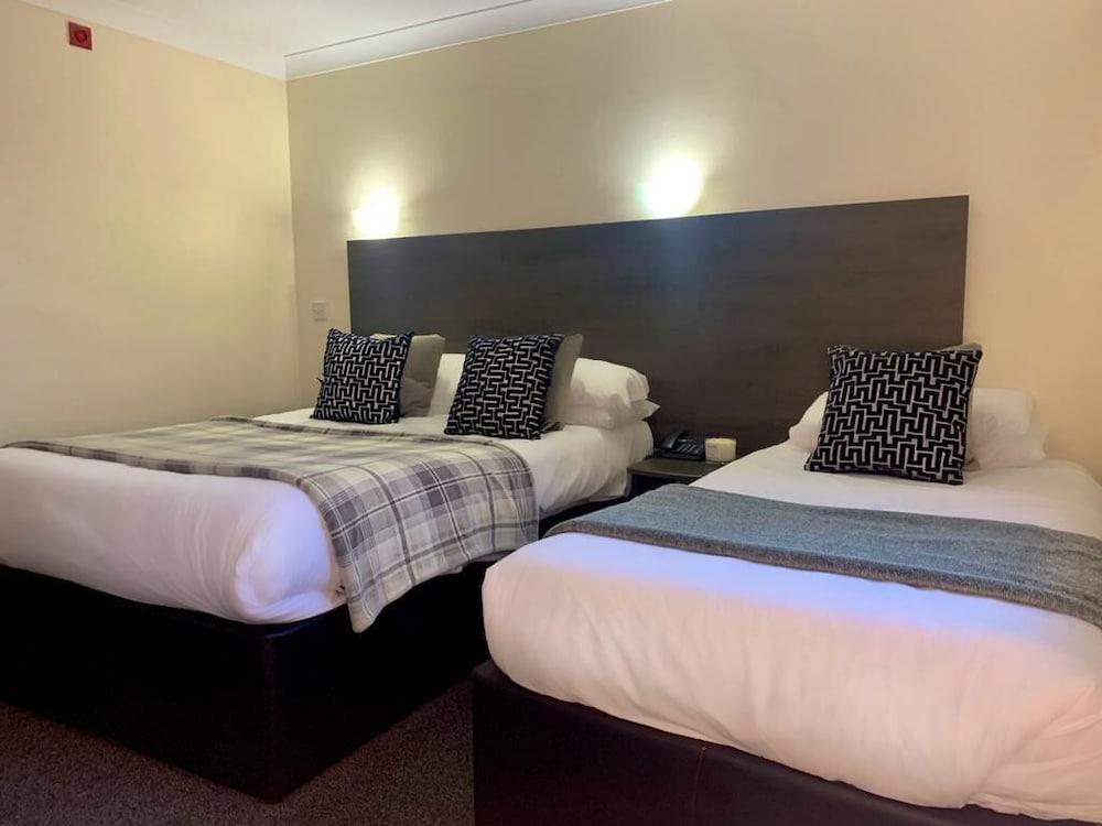 Fairways Lodge & Leisure Club