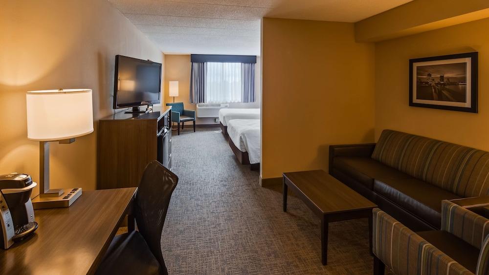 Best Western East Towne Suites
