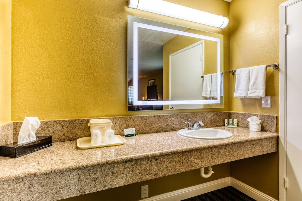 Quality Inn Salinas City Center Area