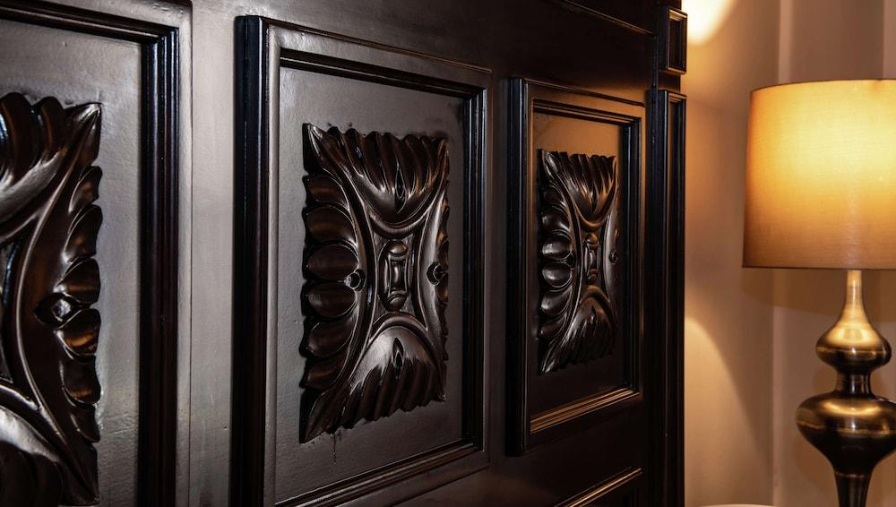 Hilton Santa Fe Historic Plaza