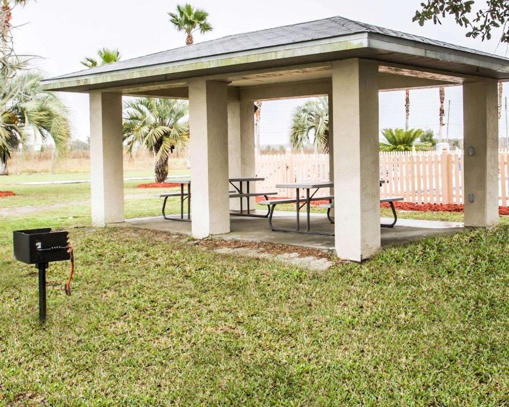 Rodeway Inn & Suites Haines City - Winter Haven