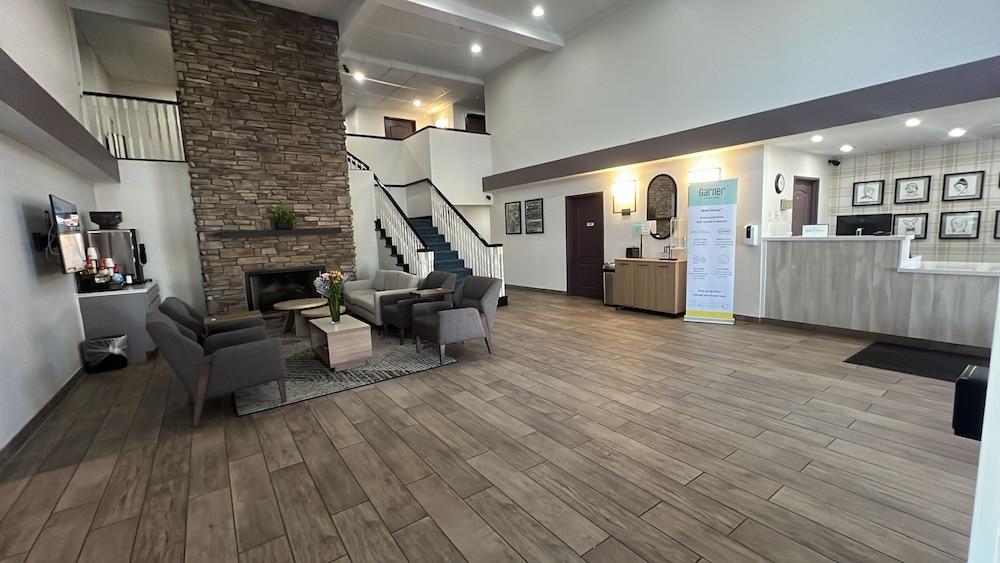 Garner Hotel Phoenix Northwest – Surprise by IHG