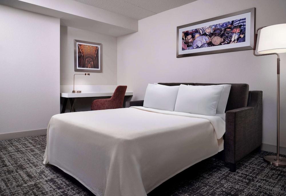 Hilton Garden Inn Detroit Downtown