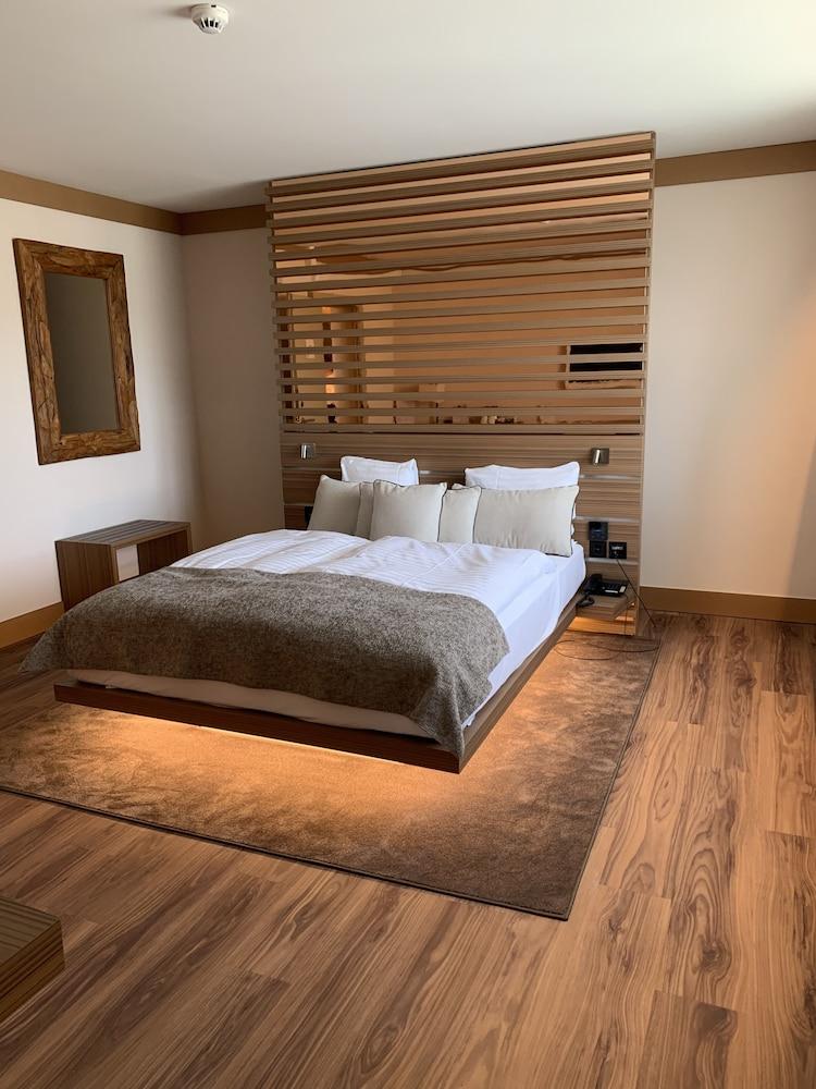 Hôtel Rallye & Entrées aux Bains de la Gruyère