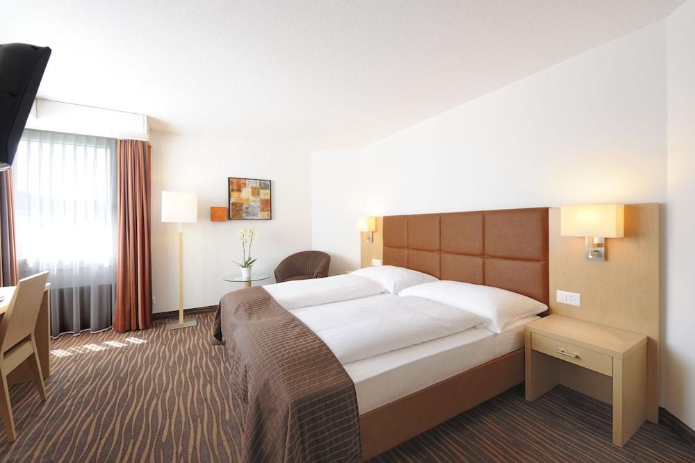 TOP SeminarHotel am Aegerisee Unteraegeri