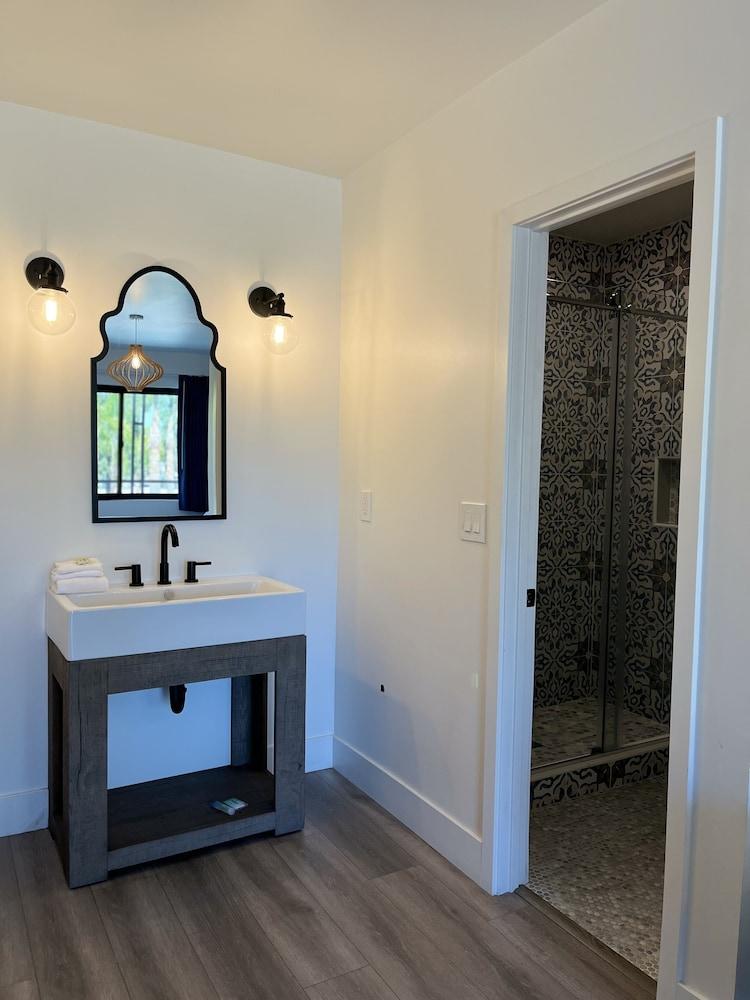 Anaheim Maingate Inn