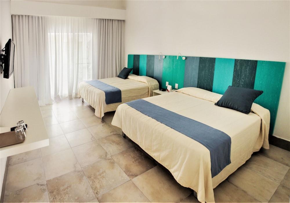 Viva Tangerine by Wyndham, A Trademark All Inclusive