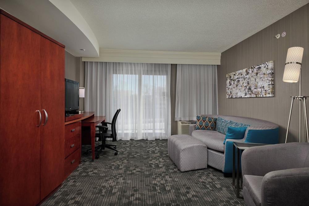 Courtyard by Marriott Bristol