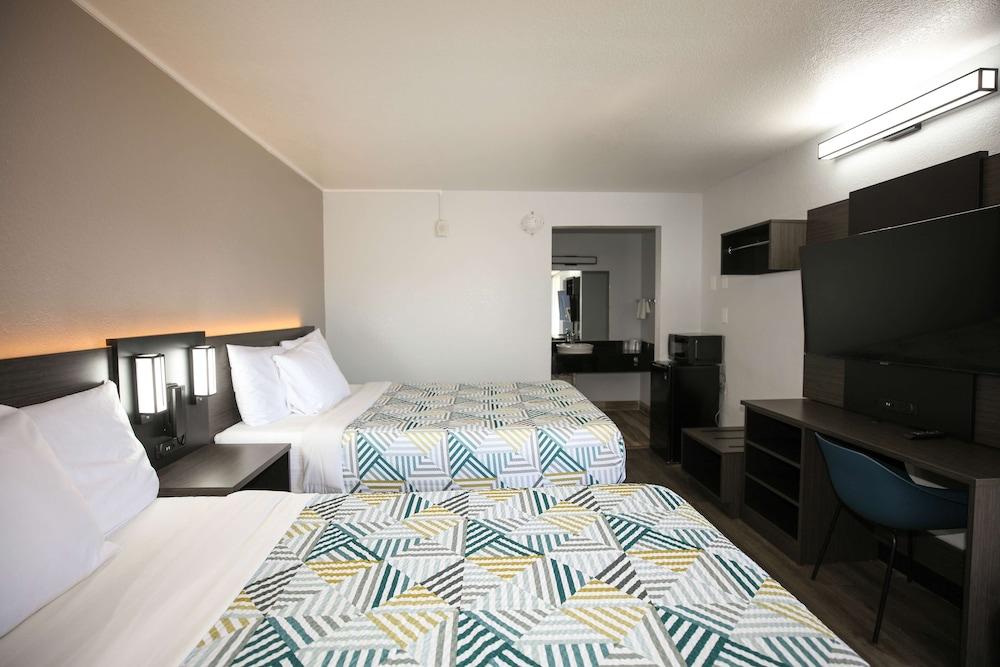 Motel 6 Sacramento, CA - Central