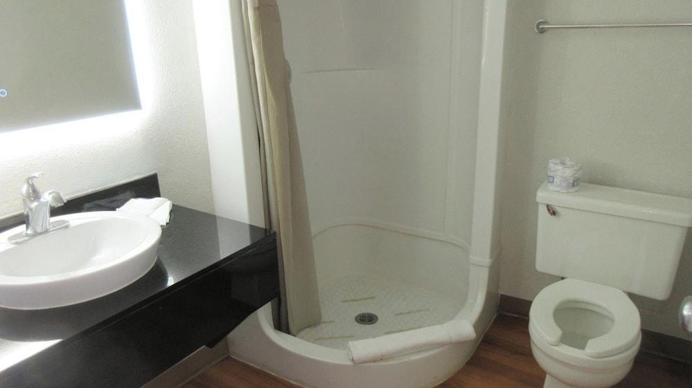 Park Inn by Radisson, Wells