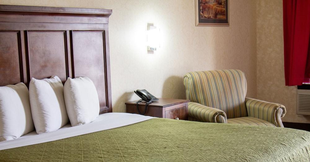 Brentwood Inn & Suites