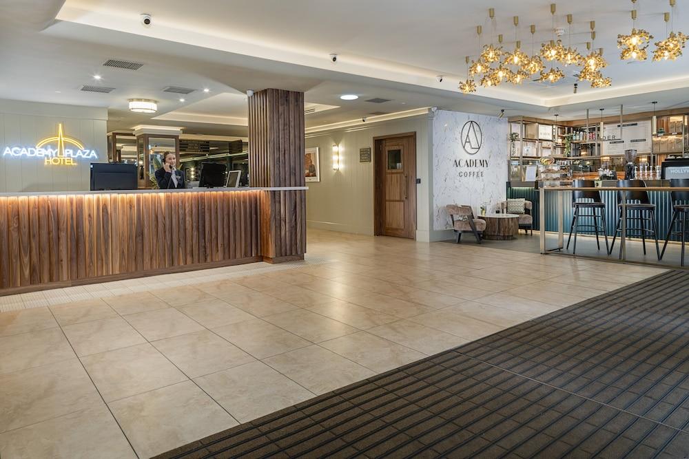 Academy Plaza Hotel