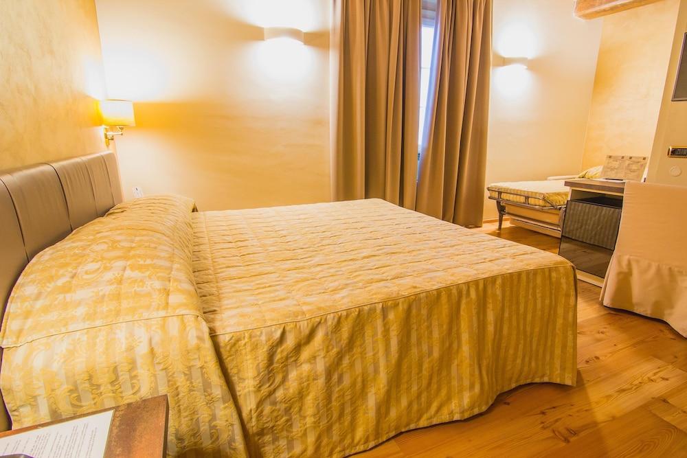 Hotel Parco Borromeo