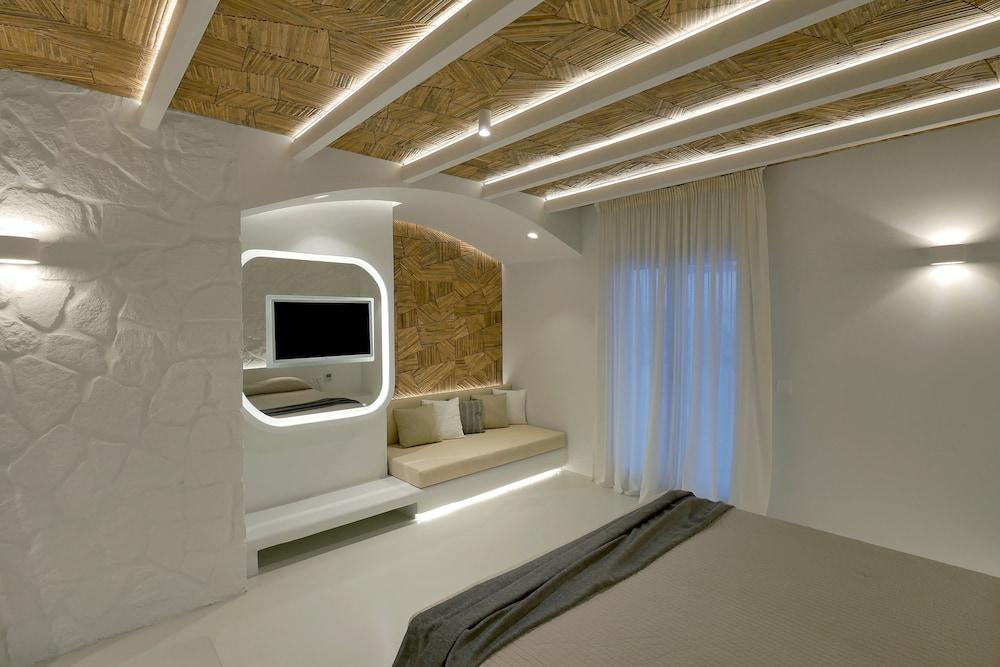 Andronikos Hotel - Adults Only