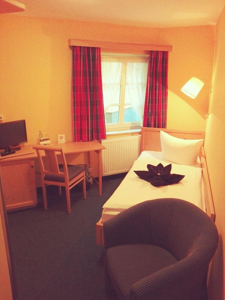 Hotel Alttolkewitzer Hof Dresden