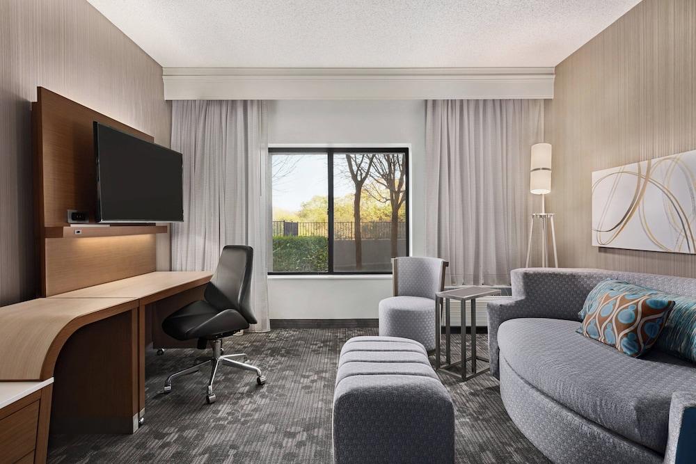 Courtyard by Marriott Roseville