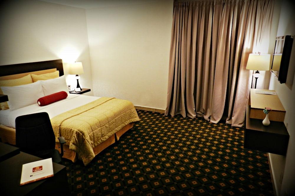 Clarion Hotel San Pedro Sula