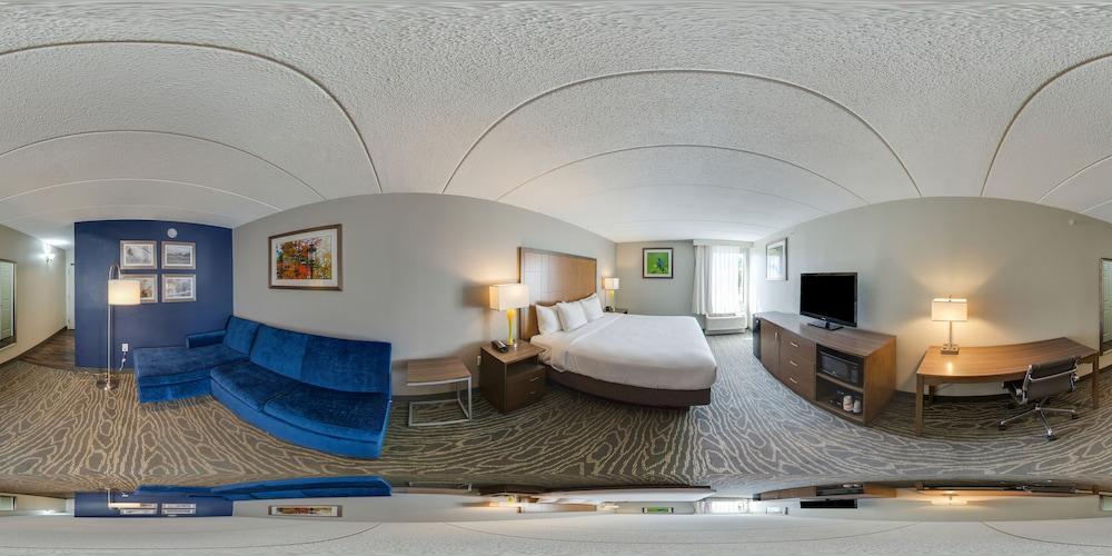 Comfort Inn & Suites Tipp City Dayton North I-75