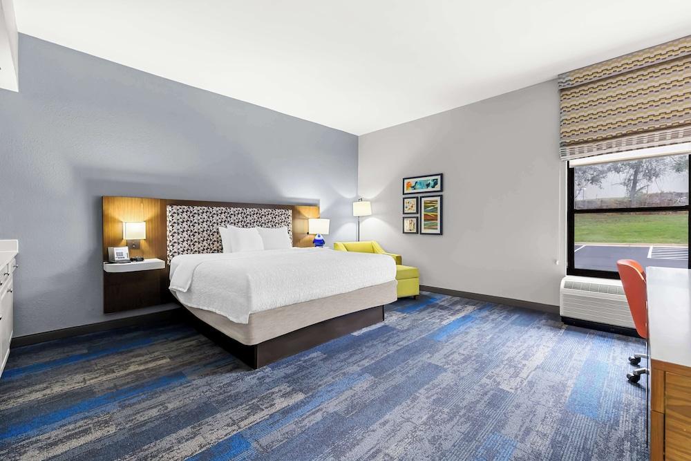 Hampton Inn Florence Midtown near University of North Alabama