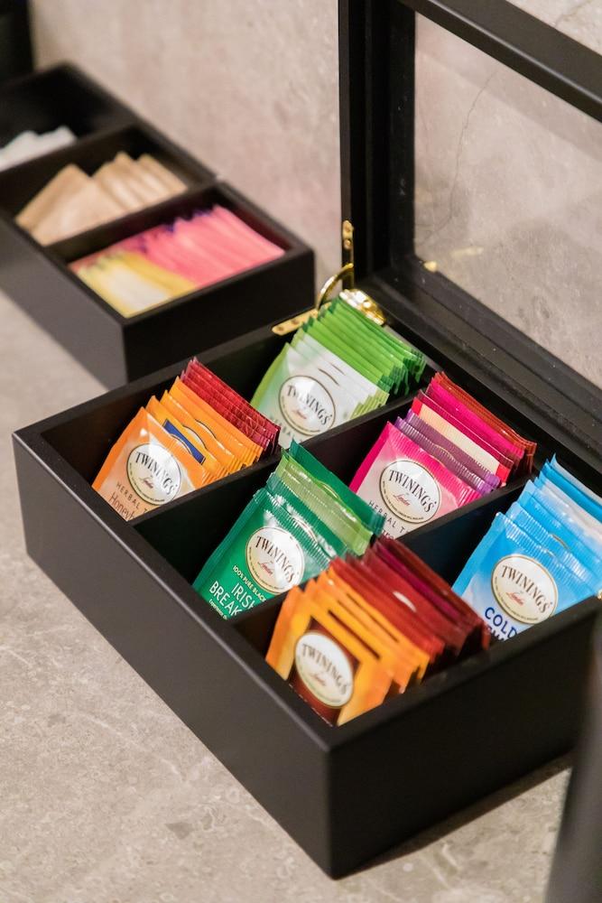 Hotel Stratford San Francisco - Handwritten Collection