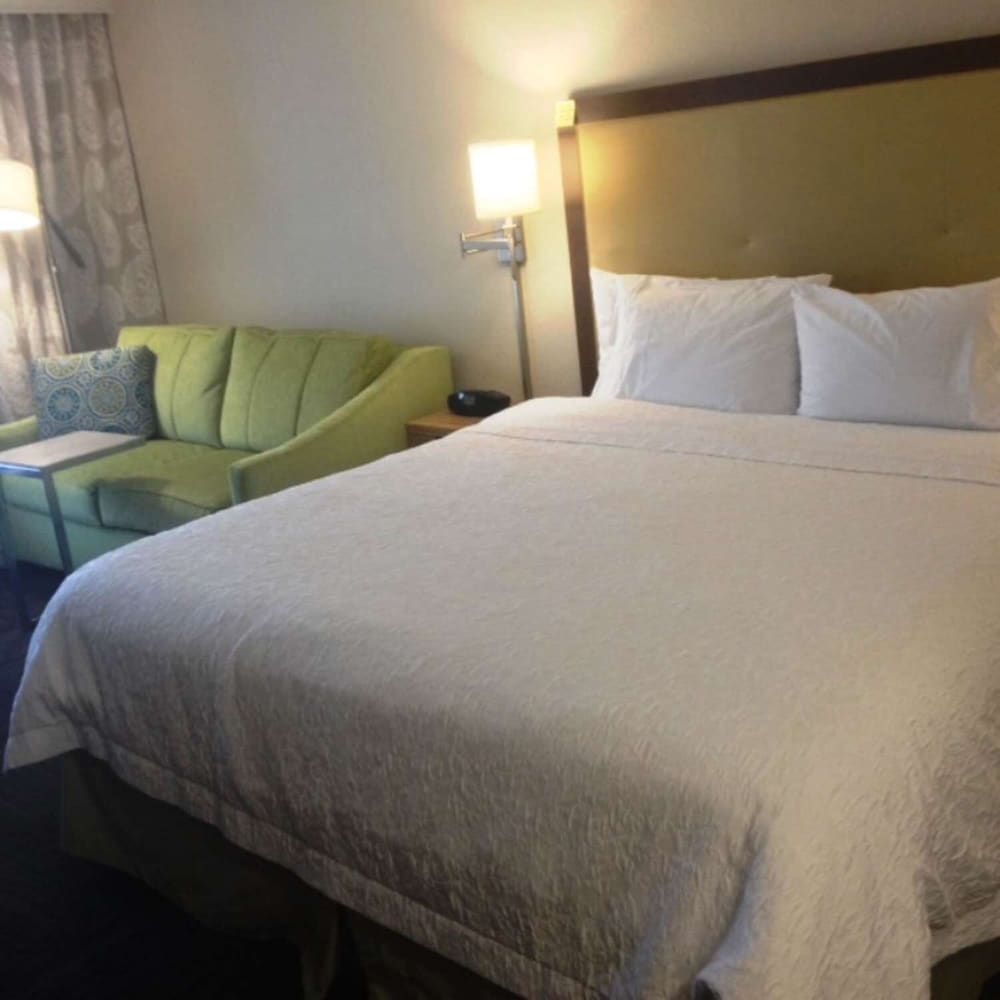Hampton Inn Tampa/Rocky Point-Airport