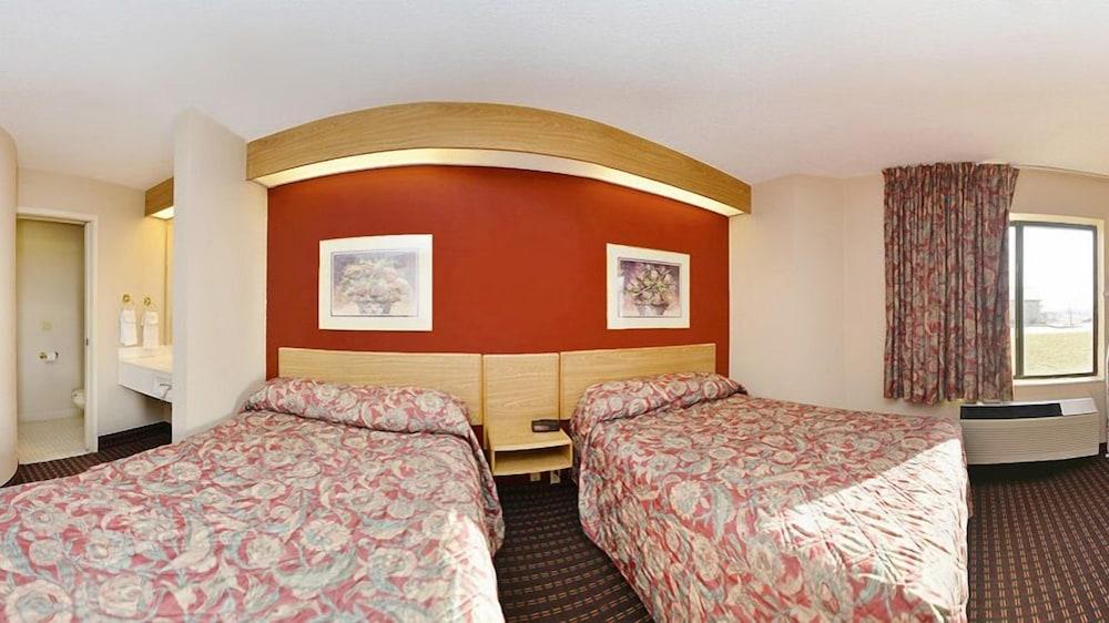 Quality Inn Lees Summit - Kansas City