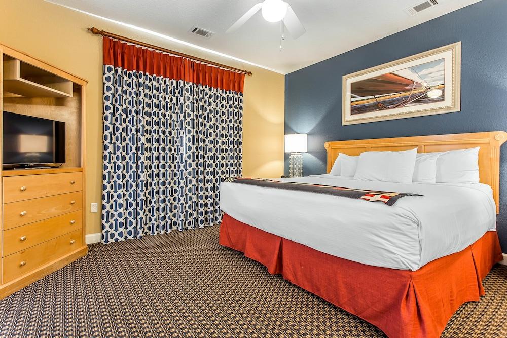 Bluegreen Vacations Harbour Lights, an Ascend Collection Resort