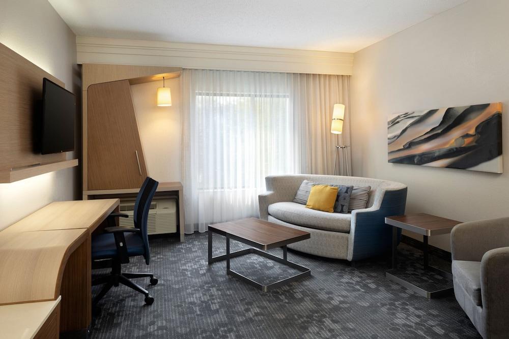 Courtyard by Marriott Austin Round Rock
