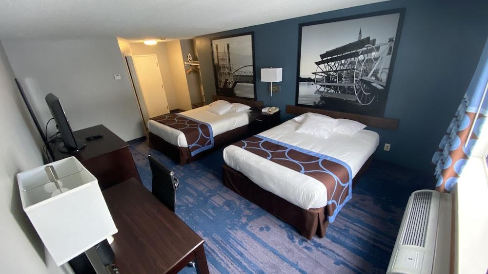 Super 8 by Wyndham Prairie Du Chien