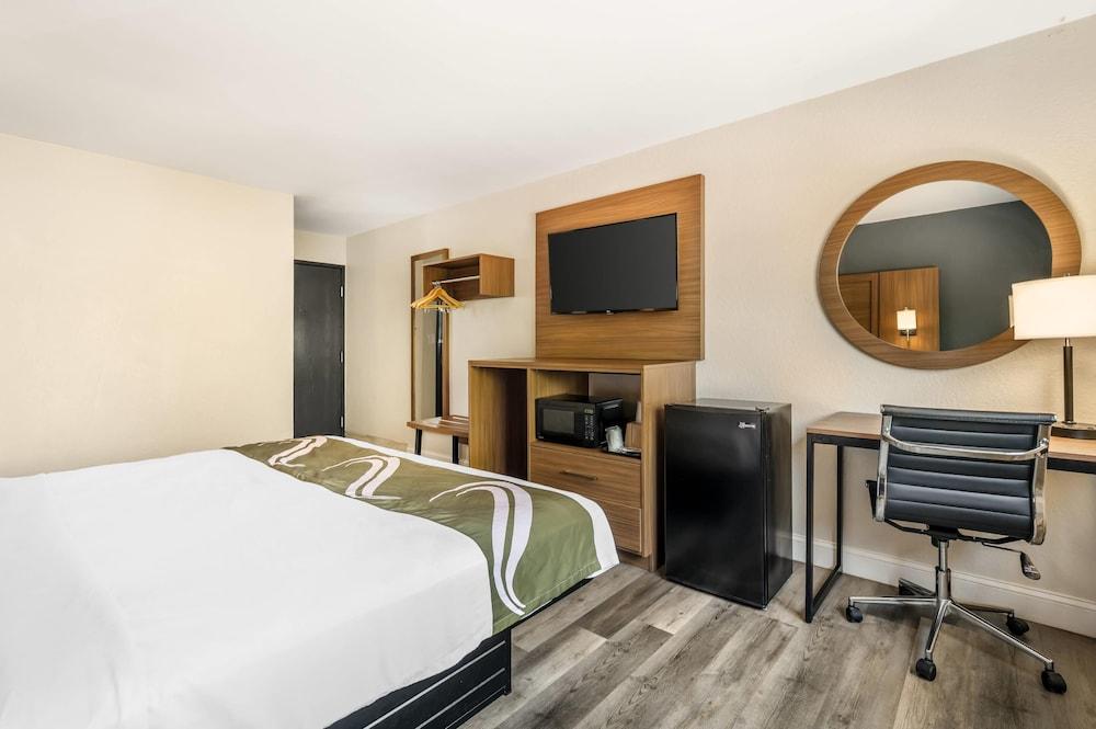 Quality Inn Chesapeake - Greenbrier